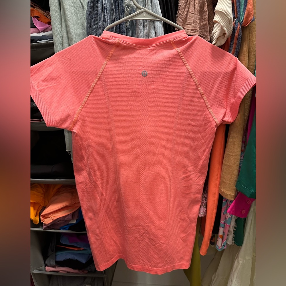 Coral Lululemon Swiftly Tech
